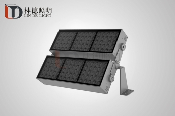 3头双排投光灯